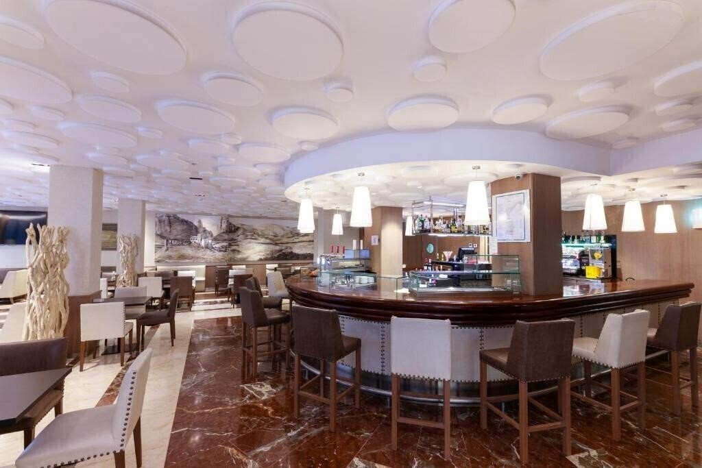 Изображение 4 Estrellas Superior (ex. Hotel Pedro I de Aragon) 3*