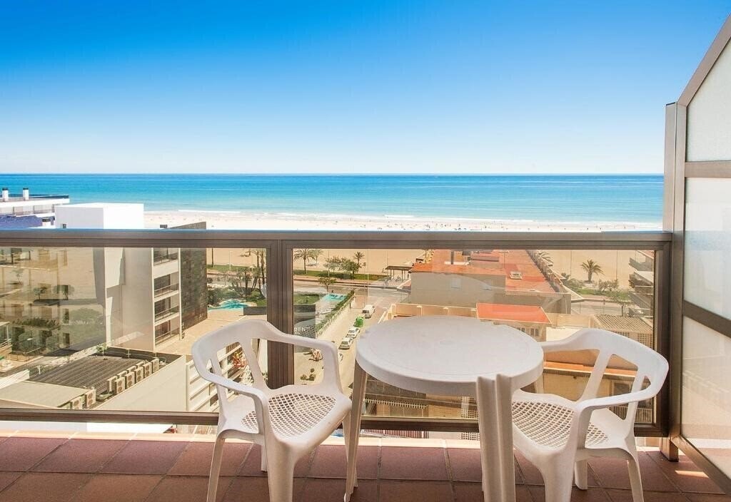 Отель RH Gijon 3*