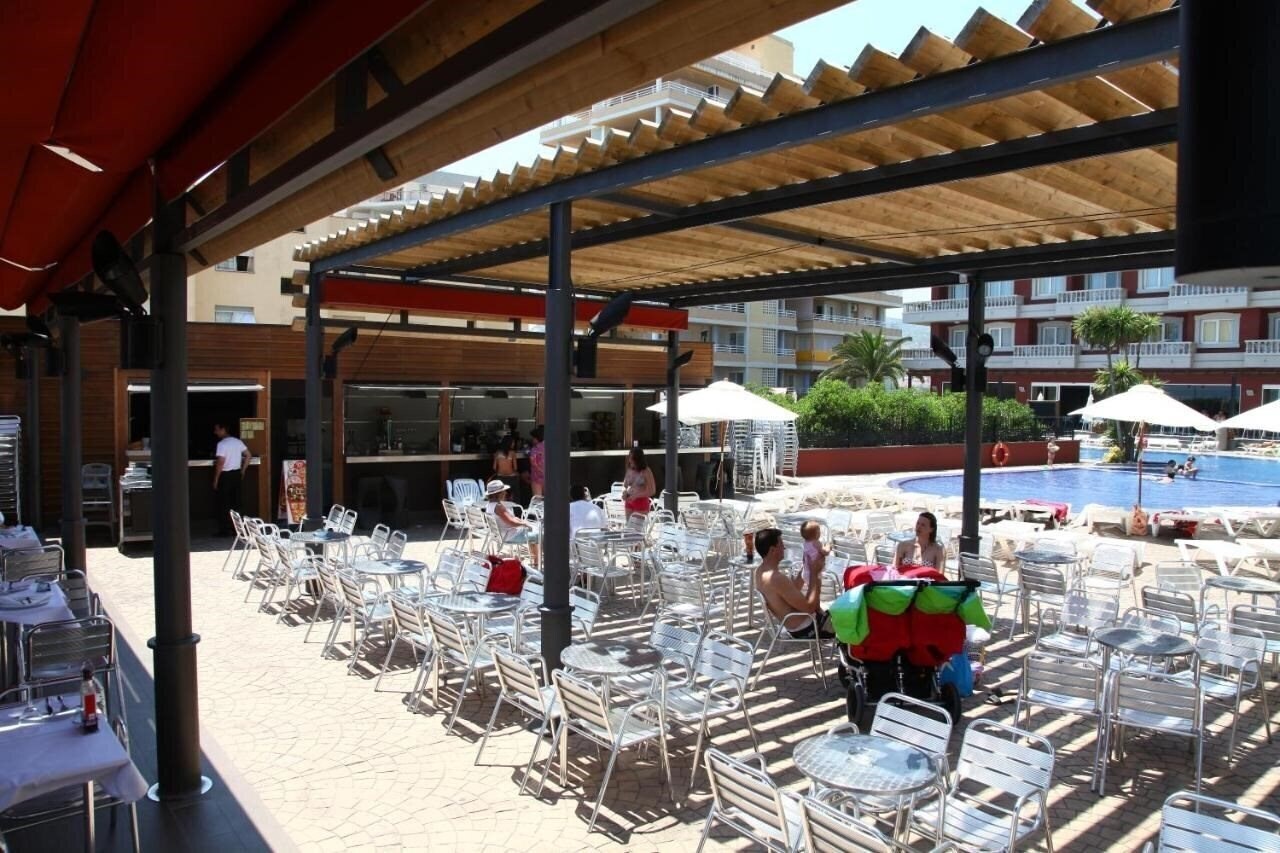 Фотография Aparthotel Acuazul & SPA 4*