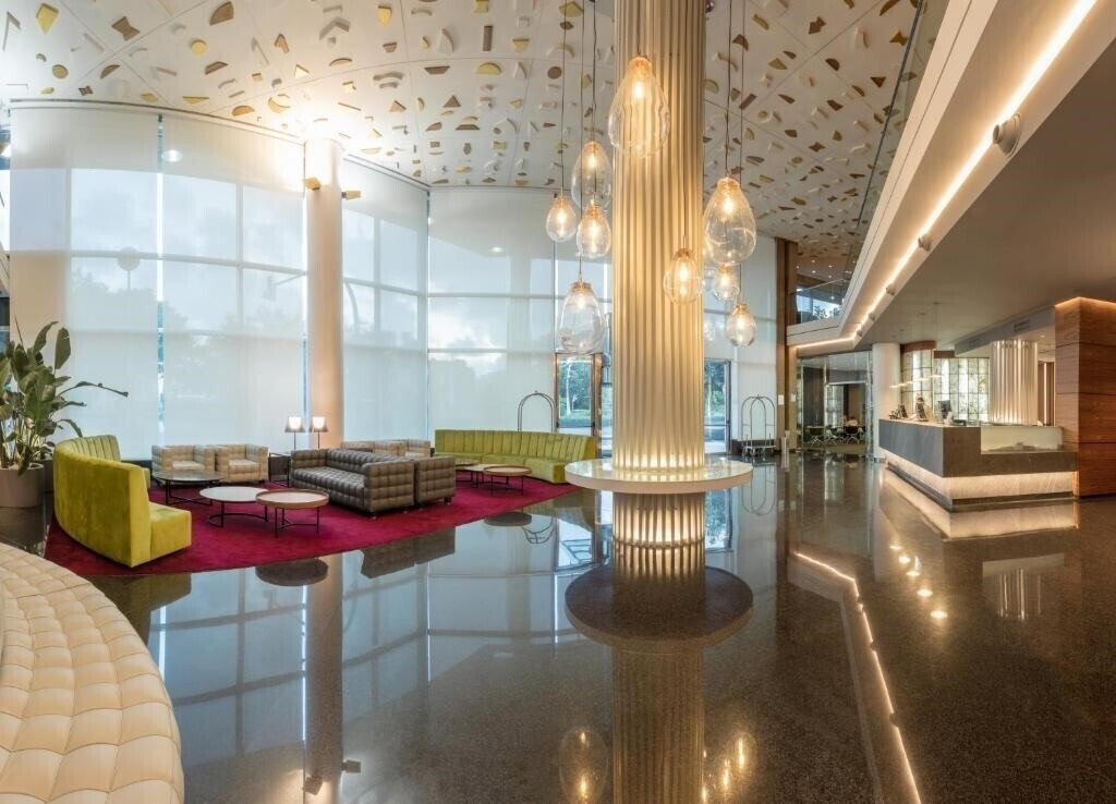 Отель SH Valencia Palace (ex. Melia Valencia Palace) 5*