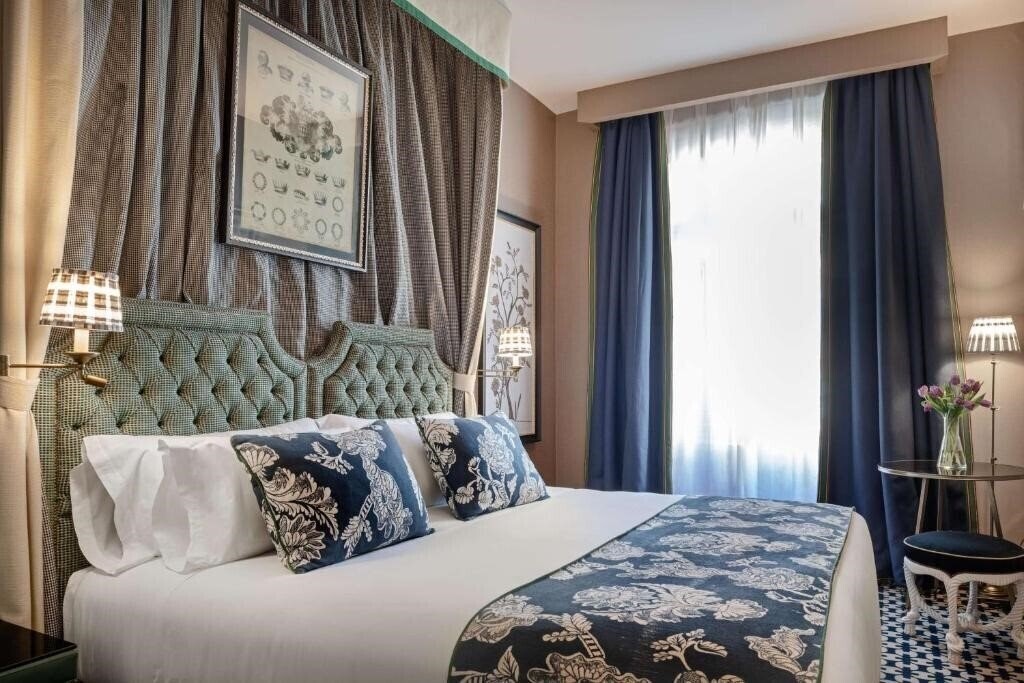 Фото NH Collection Valencia Colon 4*