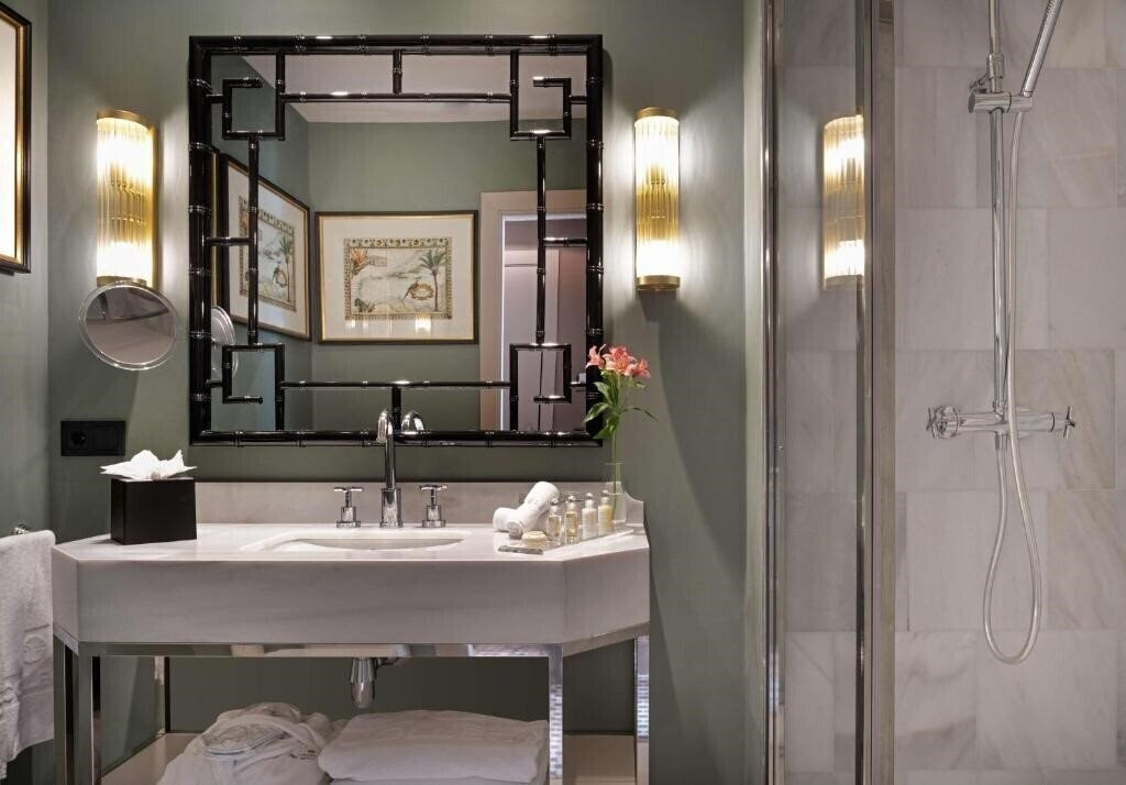 Фотография NH Collection Valencia Colon 4*