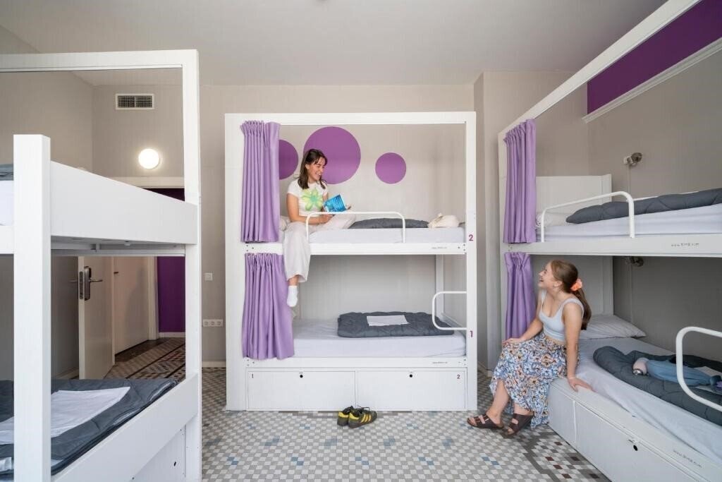 Изображение Purple Nest Hostel 1*