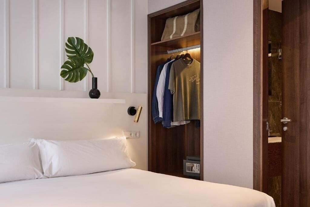 Изображение Ramirez Flats & Bar 3*