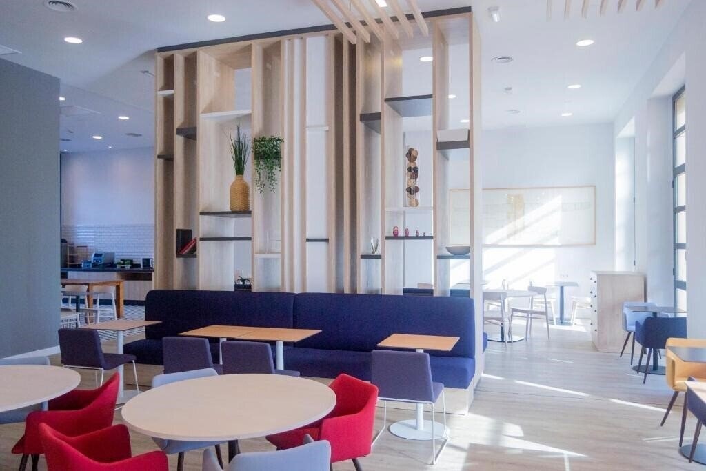 Картинка Holiday Inn Express Ciudad de las Ciencias by IHG 3*