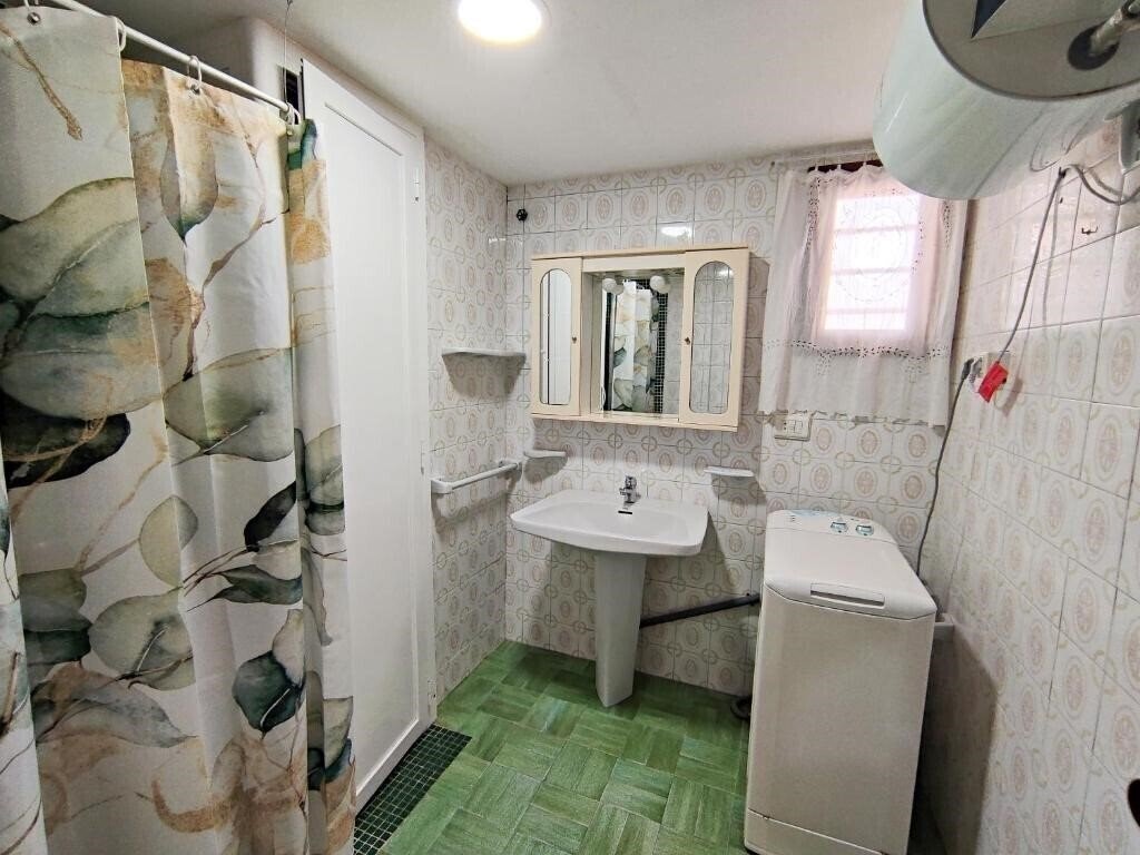 Фотография Apartamentos Gandia Primera Linea De Playa 3000 3*