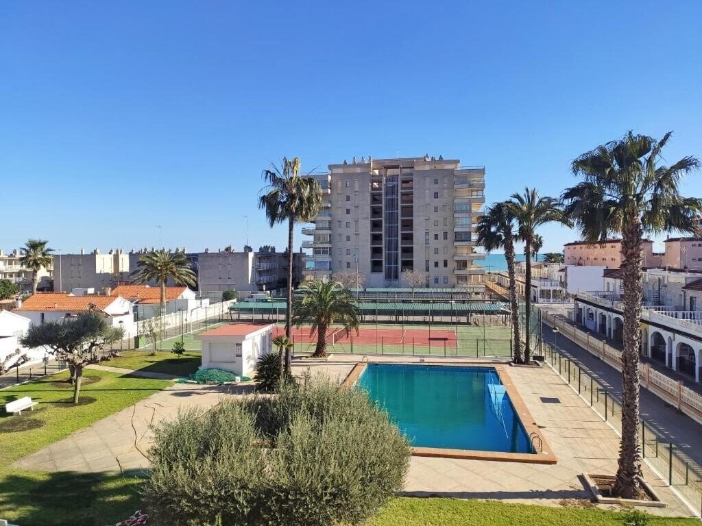 Отель Apartamentos Mediterraneo 3000 Peniscola 2*