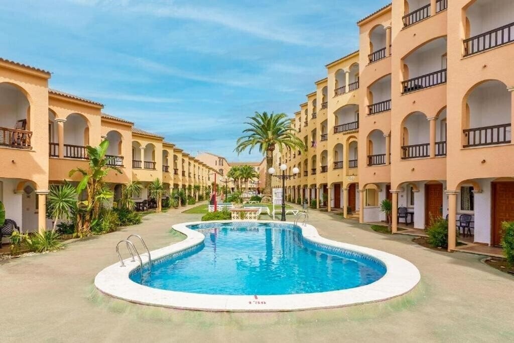 Отель Apartamentos Turisticos Jardines Del Plaza (ex. Aparthotel Jardines del Plaza) 3*