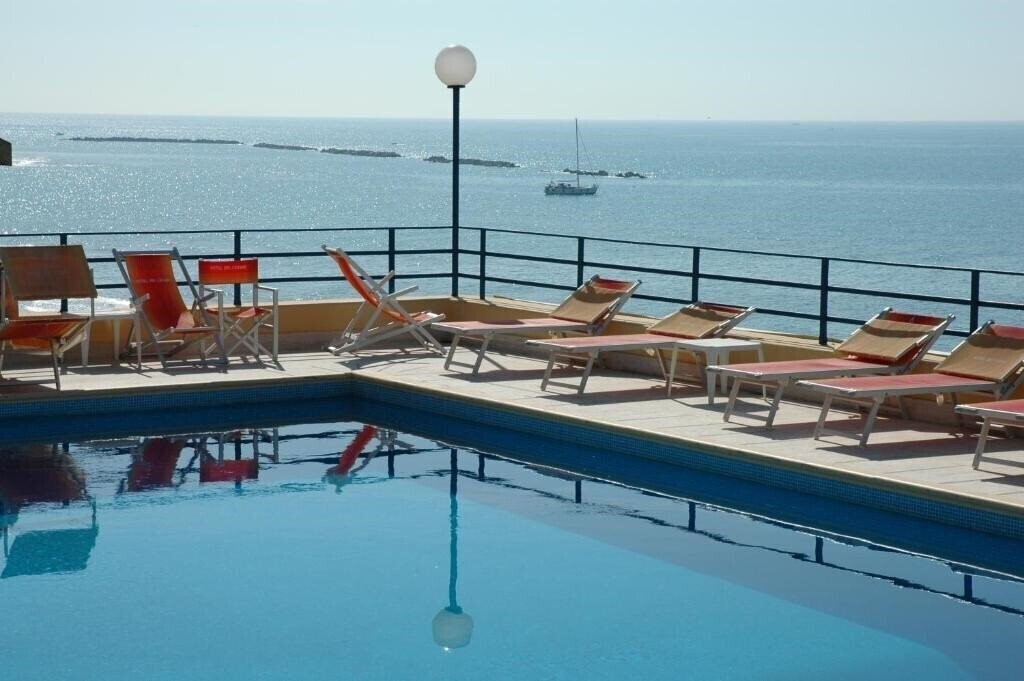 Фотография Grand Hotel Dei Cesari 4*