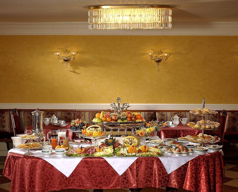 Изображение Art Hotel Orologio 4*