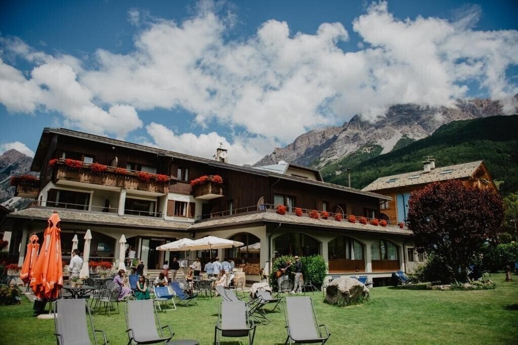 Картинка Nevada Hotel (Bormio) 3*