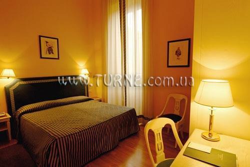 Отель Carolus 4*