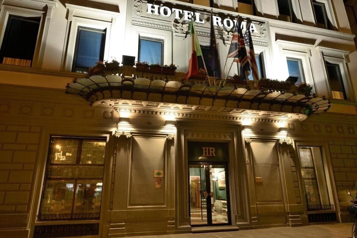 Фото Roma Hotel 4*