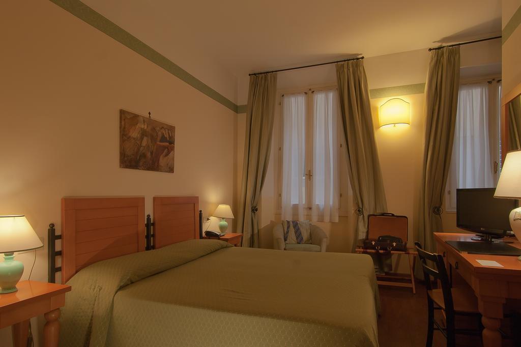 Фотография Botticelli 3*