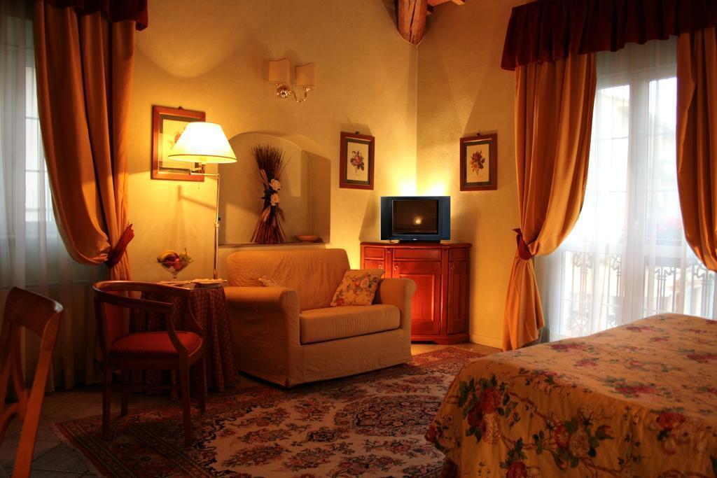 Отель Rosary Garden 3*