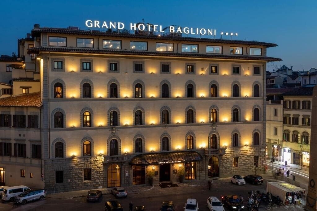 Отель Grand Baglioni 4*
