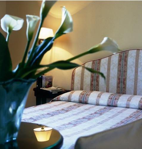 Фото Plaza e de Russie 4*