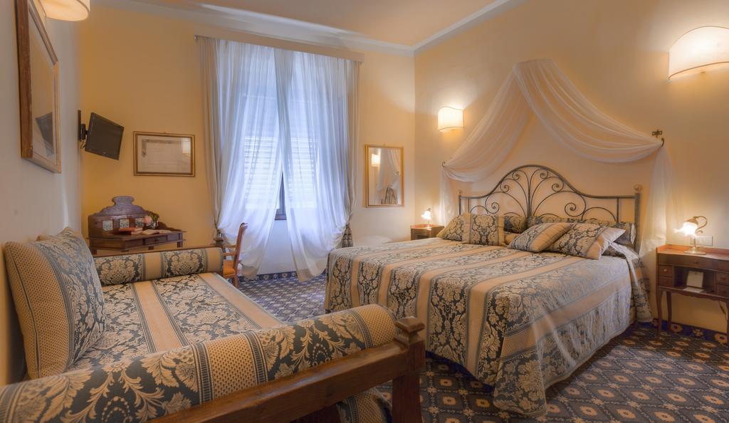 Фотография Palazzo Dal Borgo 4*