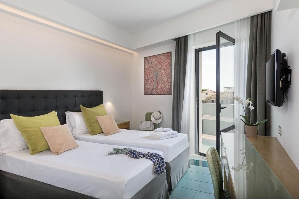 Фото Rada Siri 4*