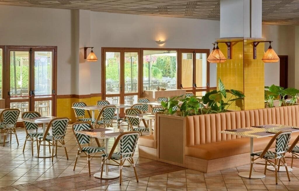 Фотография Serene Village 4*