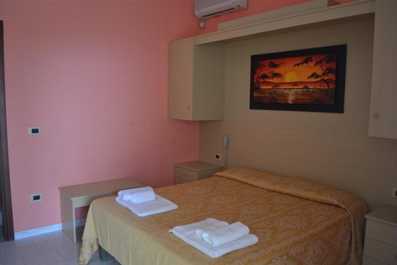 Отель Calispera Hotel Residence 3*