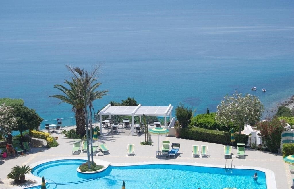 Отель Hotel Residence Sciaron 3*