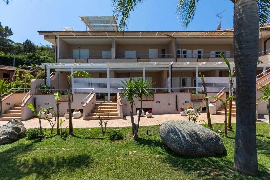 Фотография Larcobaleno 3*