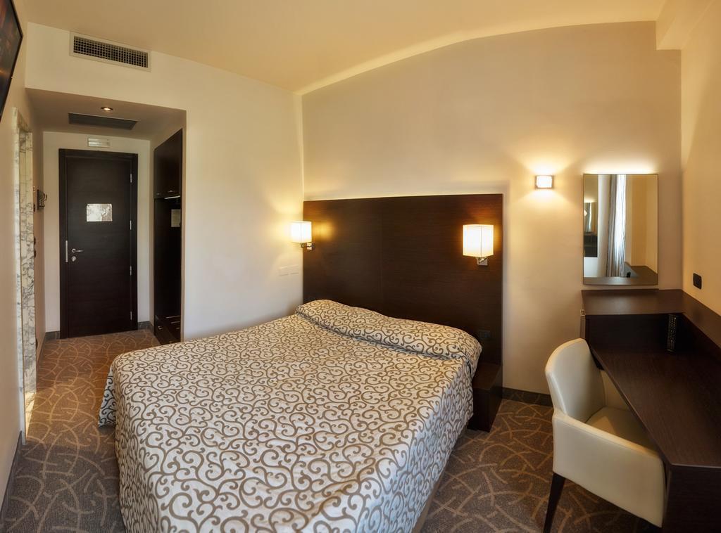 Отель Bonotto 3*