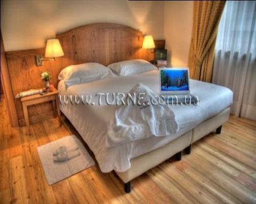 Отель Cresta Et Duc 4*