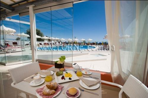 Отель Baia Del Mar 4*