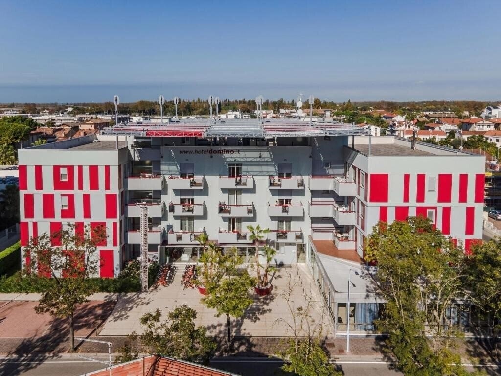 Фото Domino Suite & Residence 3*