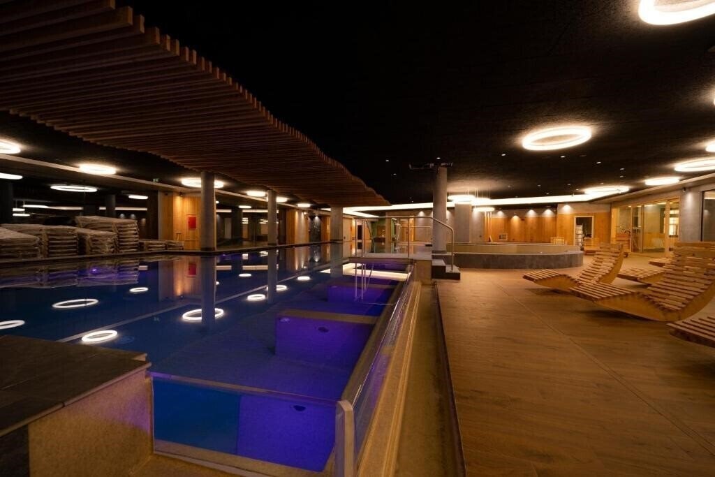 Изображение Alpen Village Hotel 3*