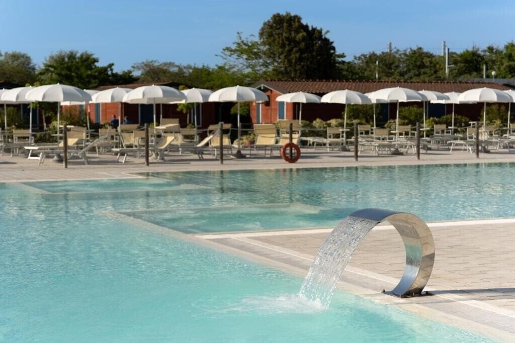 Картинка Nuovo Natural Village 4*