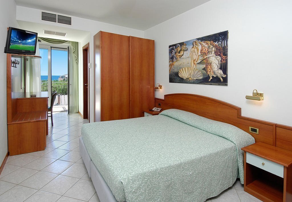 Фотография Domingo Hotel (San Benedetto Del Tronto) 3*