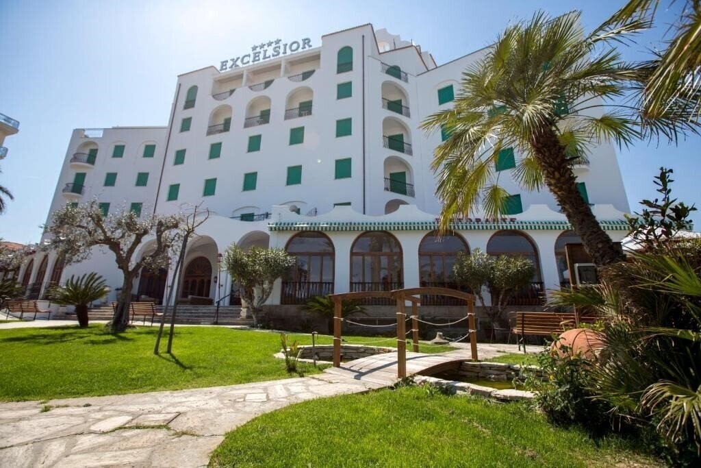 Отель Excelsior Grand Hotel (San Benedetto Del Tronto) 4*