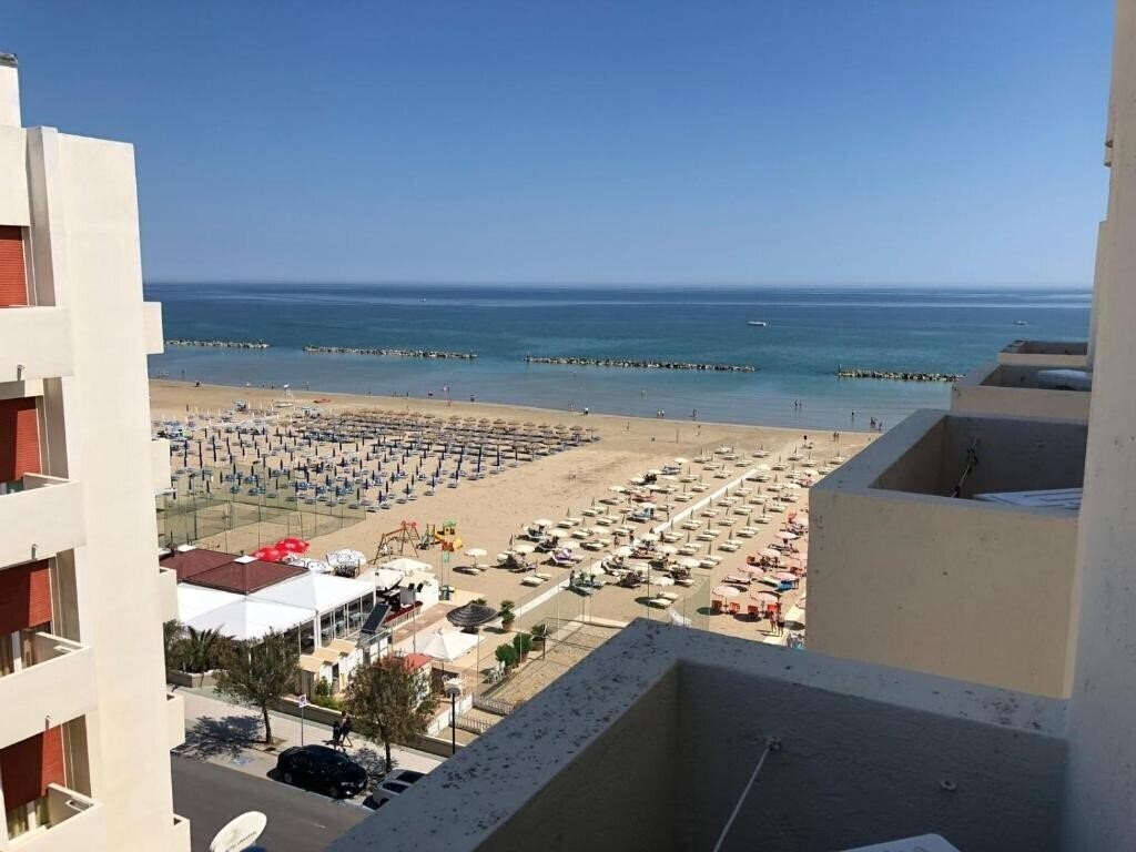 Изображение International Hotel (Senigallia) 3*