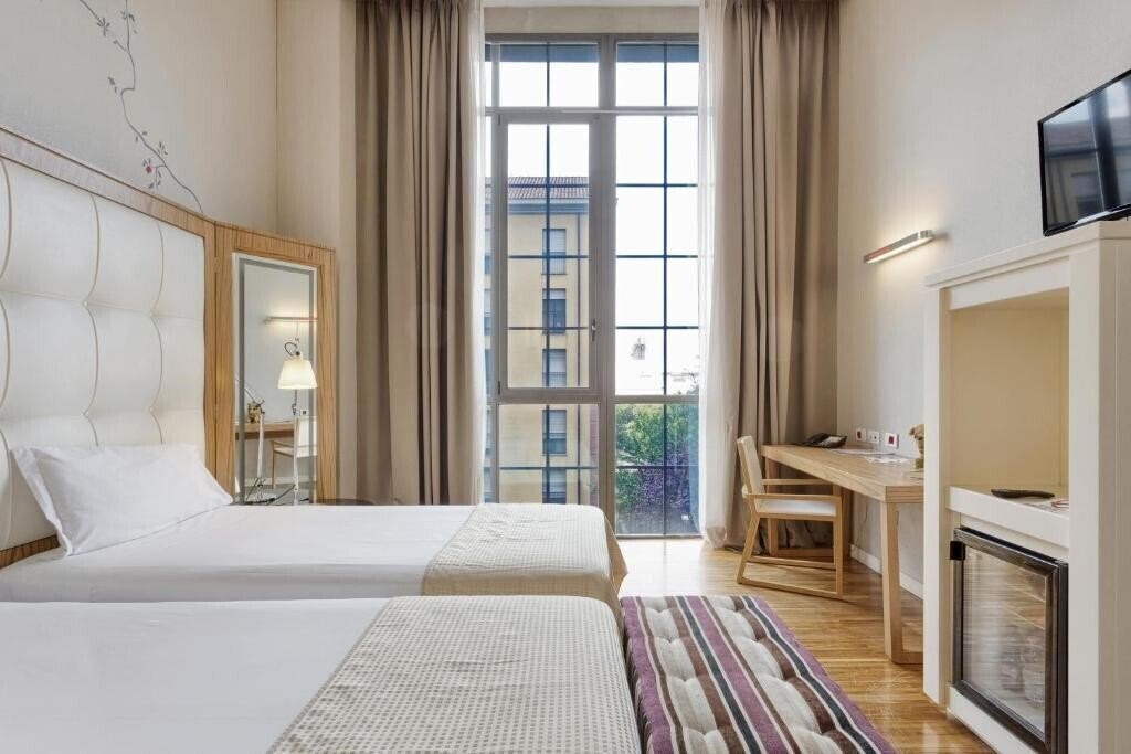 Отель Italiana Hotels Milan Rho Fair 4*