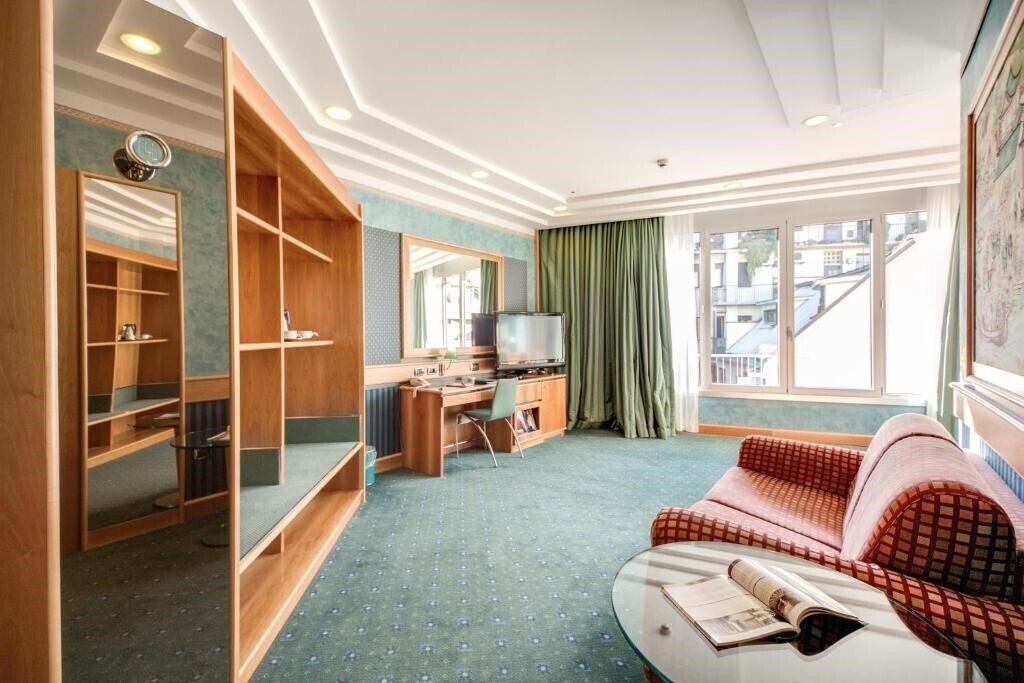 Фото Brunelleschi 4*