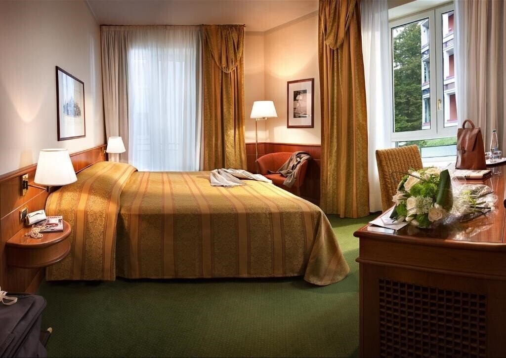 Фотография Cavour 4*