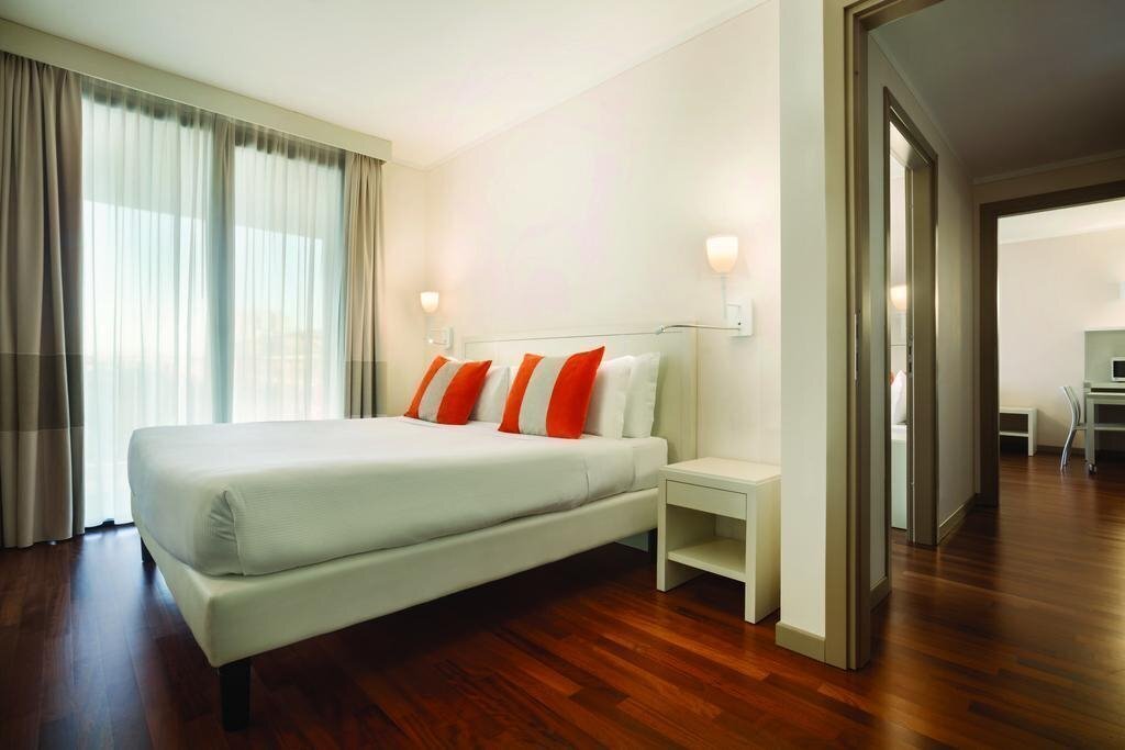Картинка Ramada Plaza Milano 4*