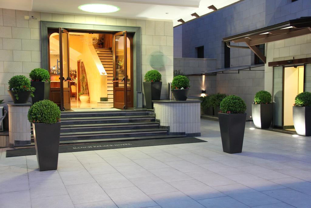 Отель Hotel Ranch Palace 4*