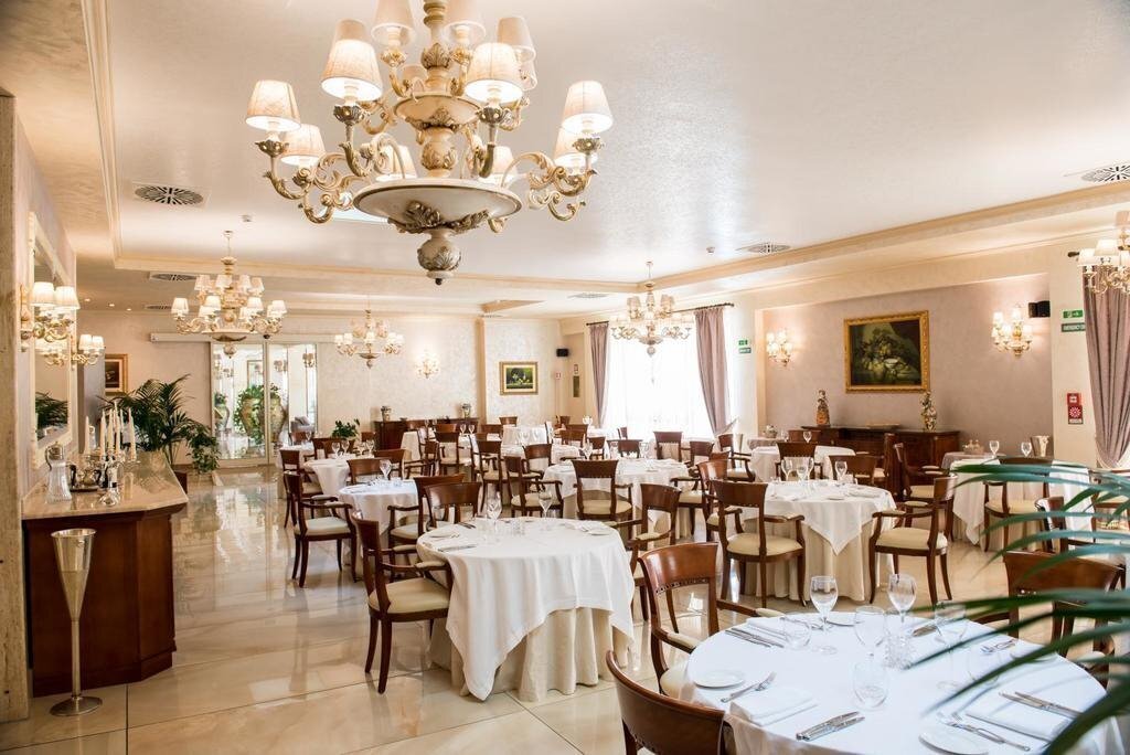 Изображение Diamond Naxos Taormina 5*