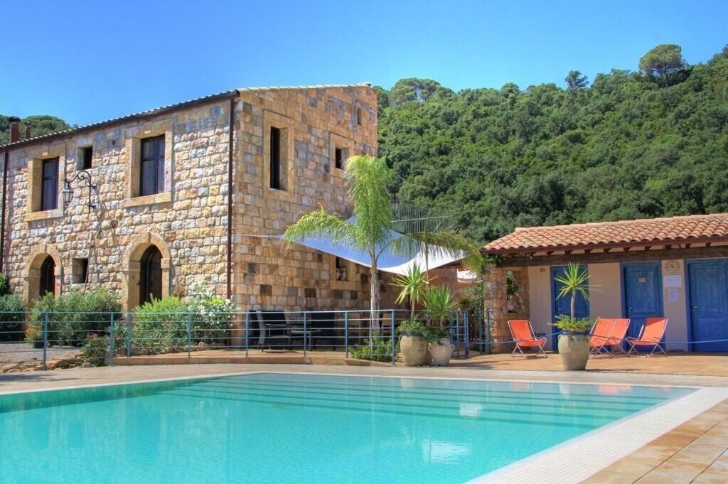 Отель Agriturismo Rurale Cefalu 3*