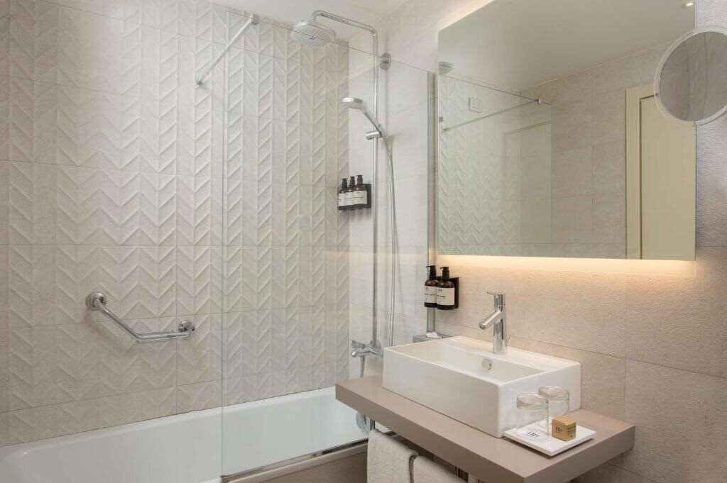 Картинка NH Palermo 4*