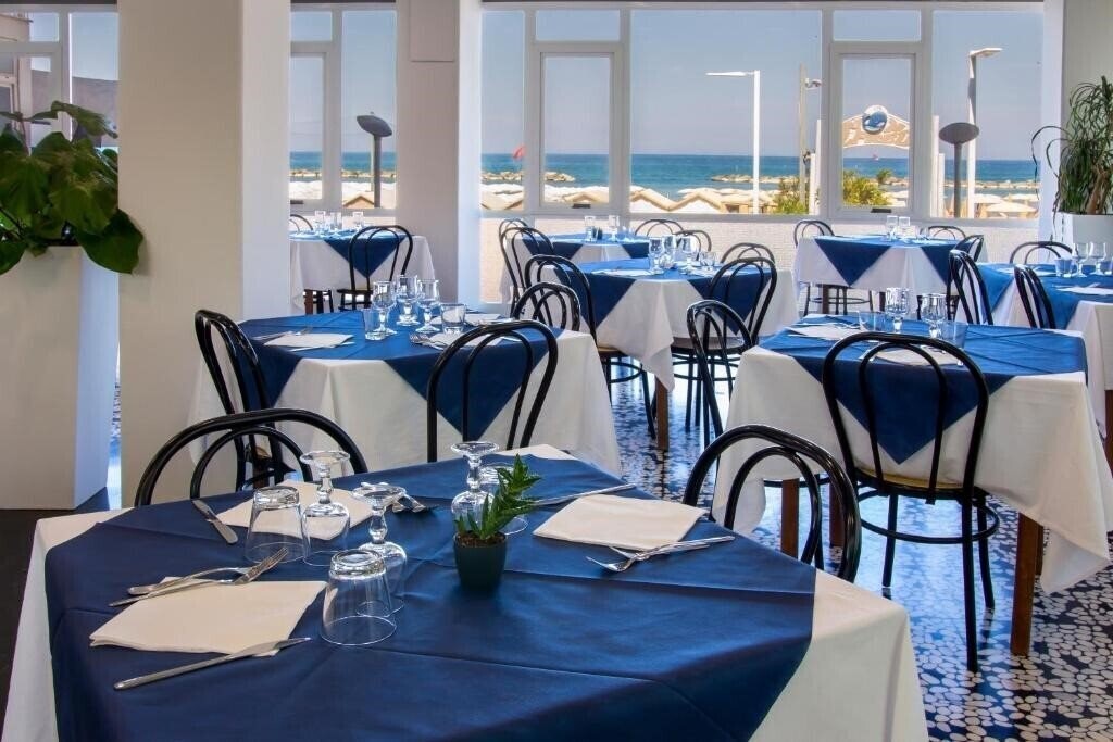 Изображение President'S 3*