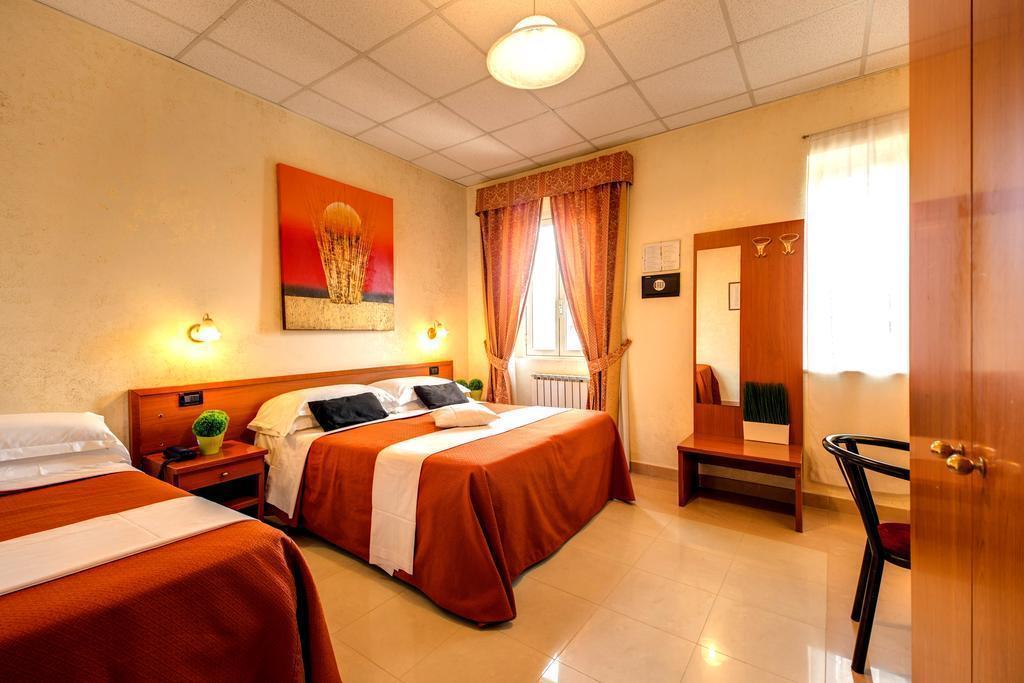 Отель Parker 3*