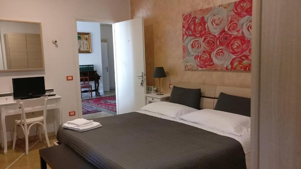 Фото Santa Costanza 4*