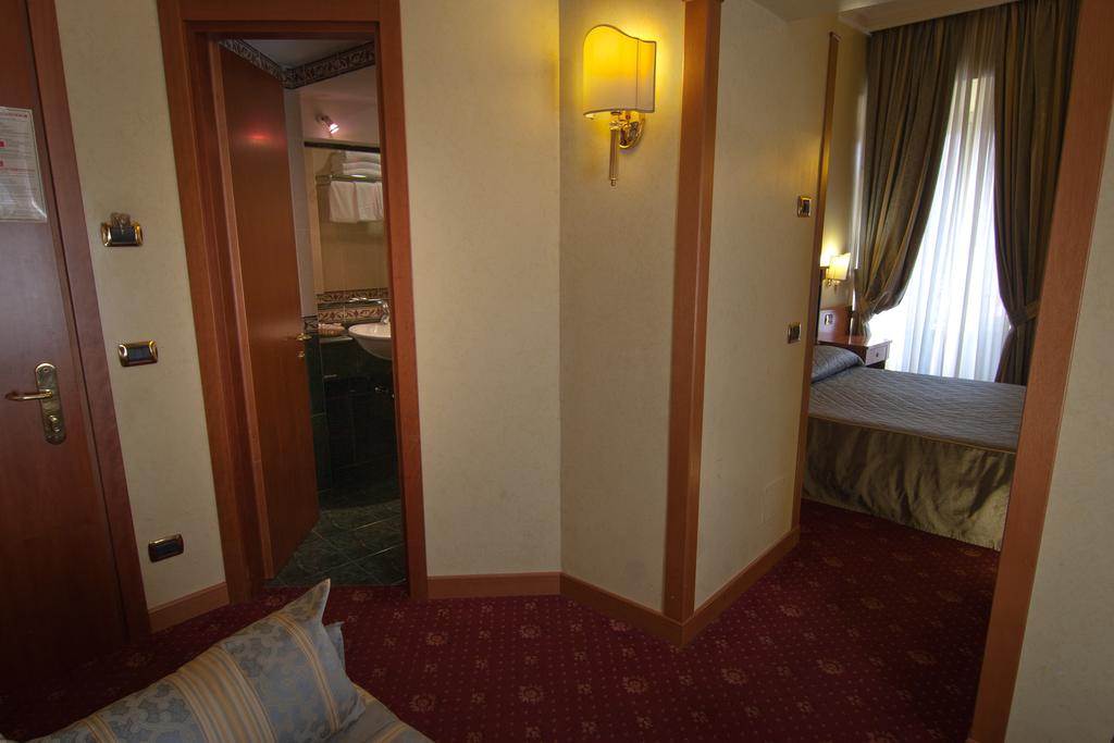 Картинка Miami 3*