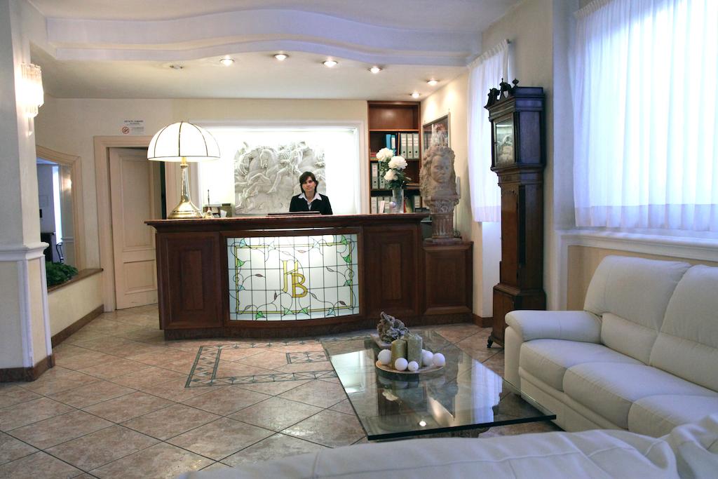 Отель Beethoven 3*