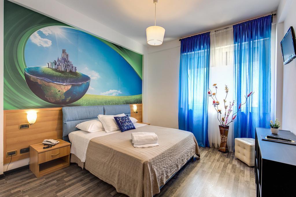 Отель Scheppers 3*